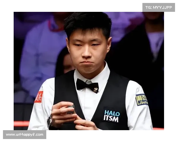 赵心童斯诺克决赛两杆破百,5-2胜罗伯逊夺冠 赵心童斯诺克决赛两杆破百,5-2胜罗伯逊夺冠